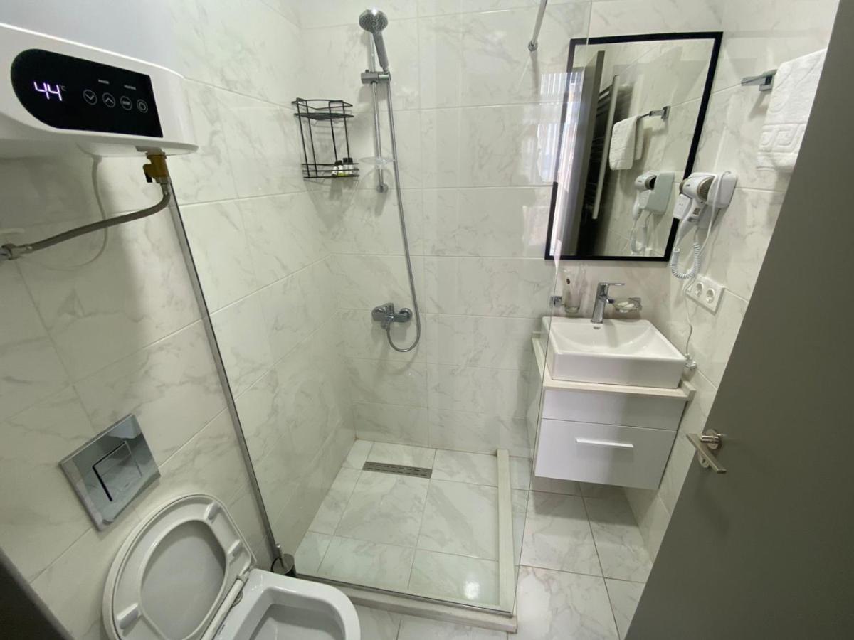 Boulevard Apartments Batumi Exterior photo